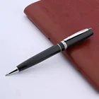 Шариковая ручка, чернаясеребристая, с прямым зажимом