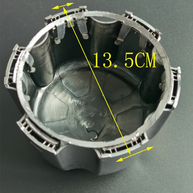 

MB816581 Mitsubishi Pajero Montero Sport L200 SHOGUN CHALLENGER , 4 ., 134