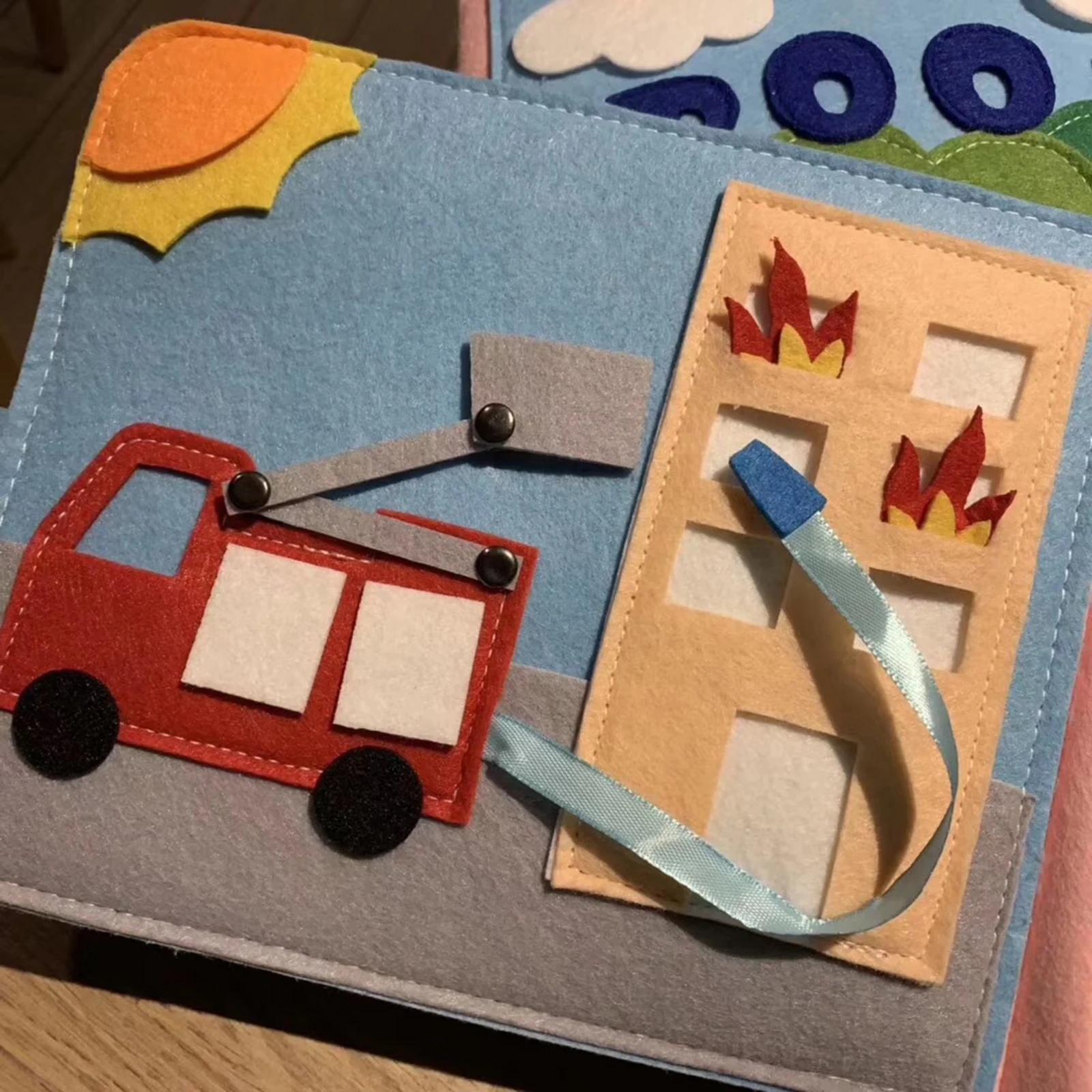 

Touch and Feel Baby Cloth Book Color Crinkle Activity Books Educational Toys