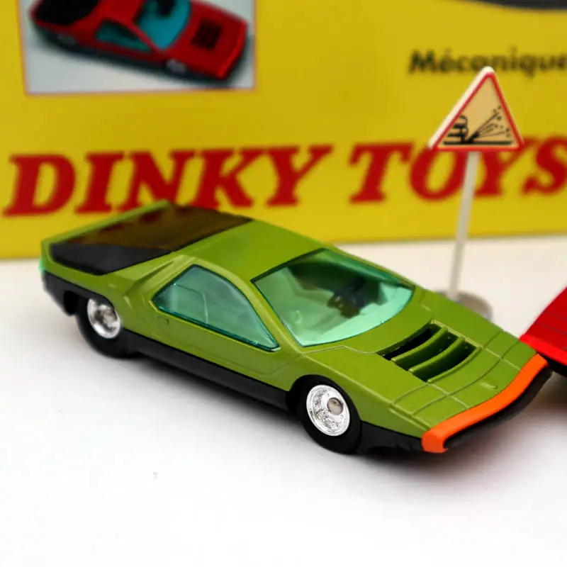 1:43 Atlas Dinky набор игрушек 1426 1426P карабин Bertone mechanique Alfa Romeo литые под давлением модели