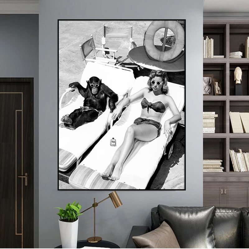 

Black and White Picture Romantic Hand in Hand Women Canvas Painting Print Nordic Wall Art Poster For Living Room Home Decoration