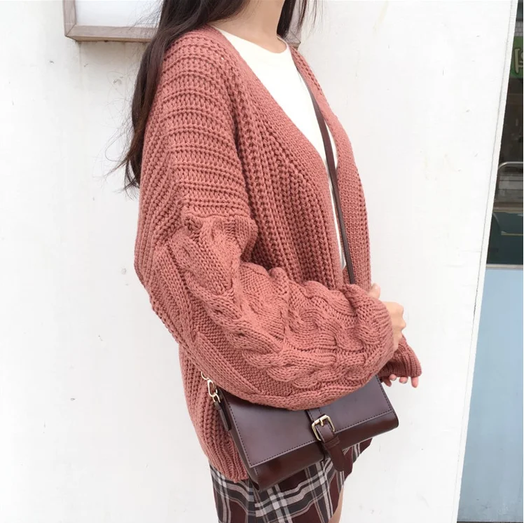 

Original quality new loose long-sleeved twist knit cardigan