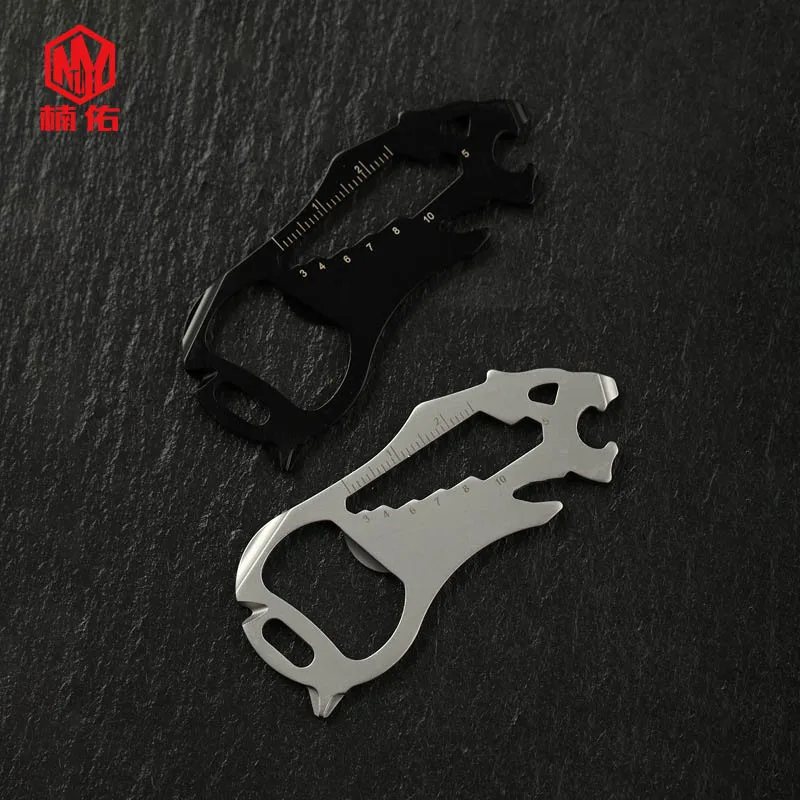 

1PC Outdoor Portable Keychain EDC Tool Pendant Bottle Opener Tiger Shape Multifunction Tool 10 In 1 Combination Tool