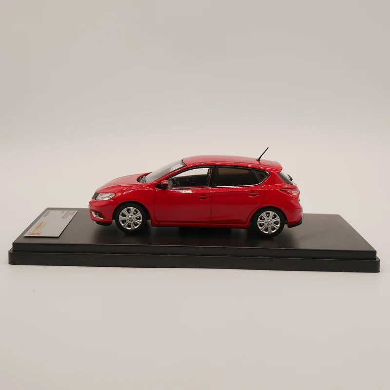 Премиум X 1:43 Nissan PULSAR 2015 литая модель автомобиля игрушечный автомобиль из сплава |
