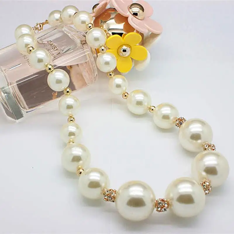 Новая мода большая белая имитация большое ожерелье из серебристых бусин