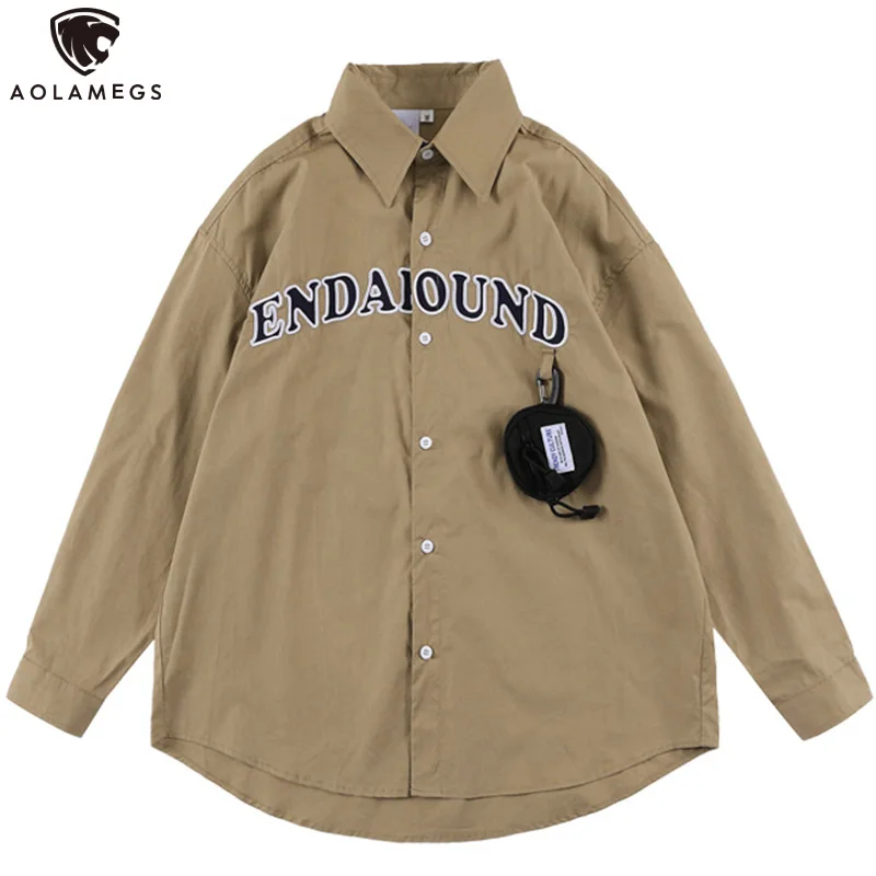 

Aolamegs Мужская рубашка с вышивкой буквами и нагрудной сумкой, рубашка с длинными рукавами, Повседневная модная свободная винтажная универсал...