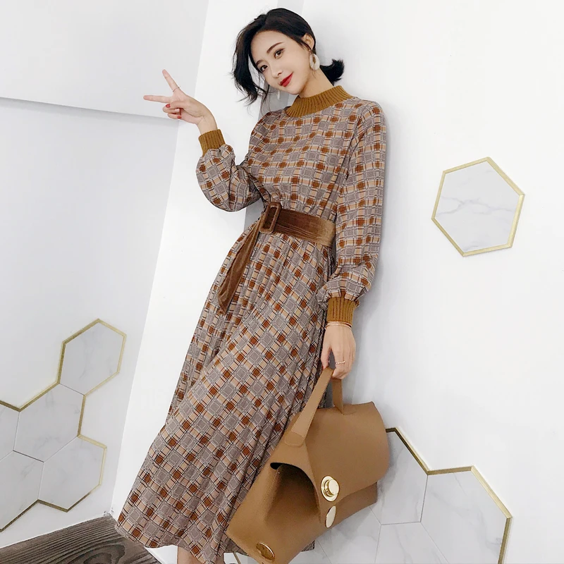 Платье Макси женское весеннее в клетку с круглым вырезом и рукавами