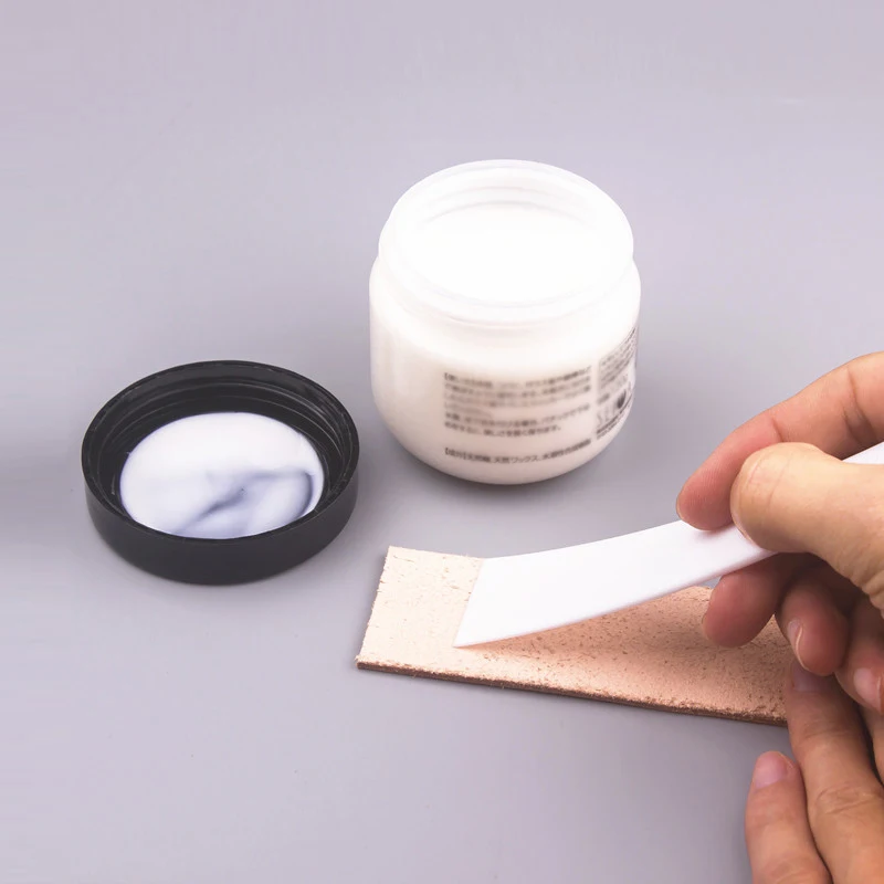 Белый пластиковый скребок для кожевенного ремесла MIUSIE смазывания клея