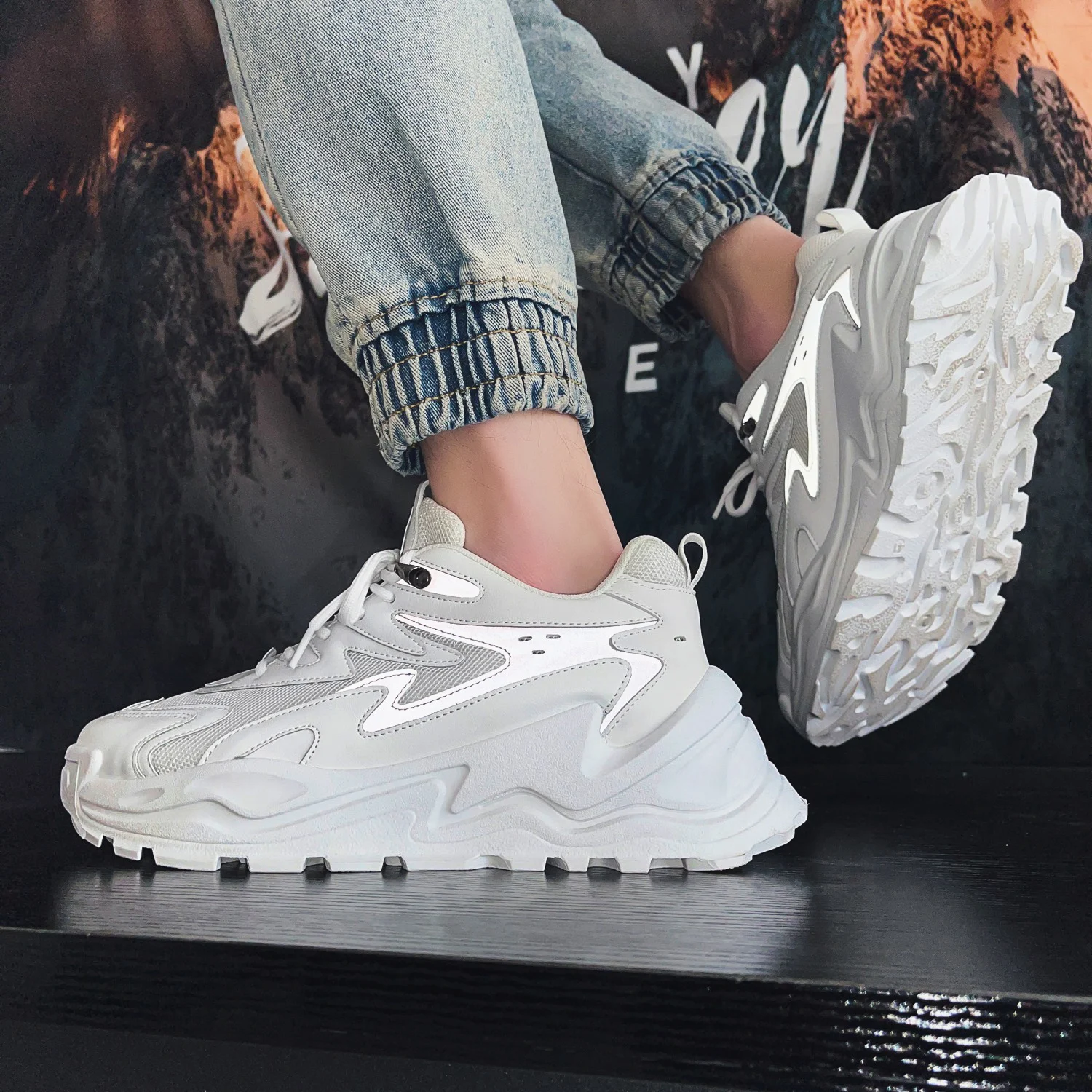 

2021 Spring Men Casual Shoes Lace Up Men Shoes Thick Sole Comfortable Breathable Walking Sneakers Tenis Feminino Zapatos 39-44