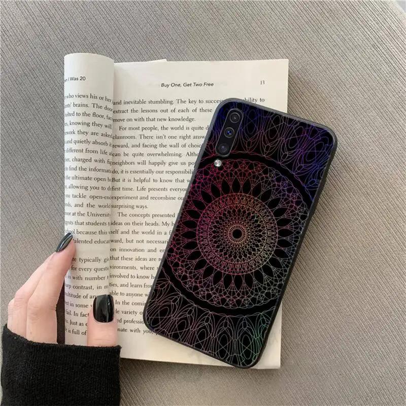 

Mandalas Pattern Mobile accessories Phone Case For Samsung galaxy S 9 10 20 A 10 21 30 31 40 50 51 71 s note 20 j 4 2018 plus