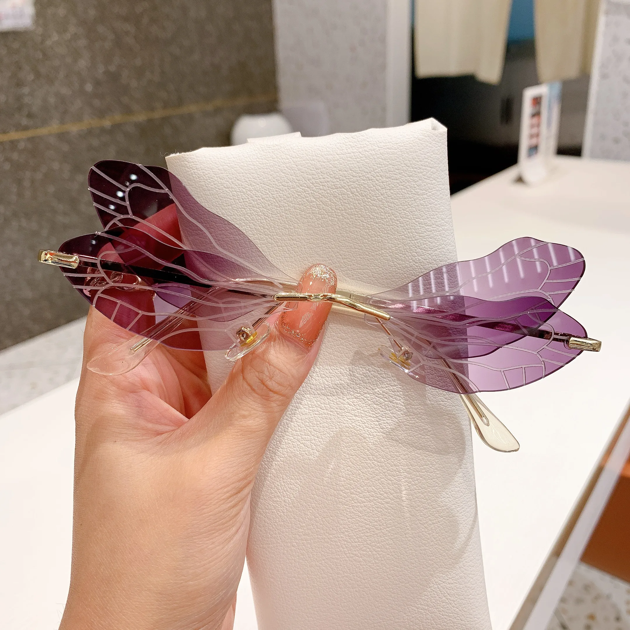 

2021 Женские Модные металлические солнцезащитные очки в стиле панк винтажные крутые солнцезащитные очки градиент чай уникальные сексуальны...