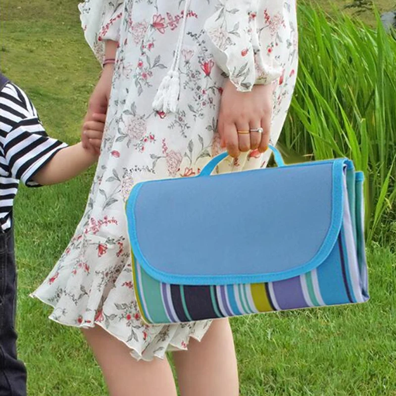 

Waterproof Picnic Blanket Extra Large Durable Oxford Cloth Foldable Outdoor Picnic Mat with Tote Blue Green Yellow