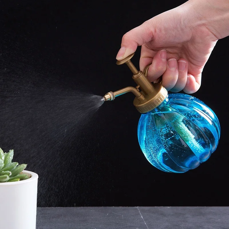 

Antique Plant Flower Watering Pot Spray Bottle Garden Hairdressing Sprayer 1PC