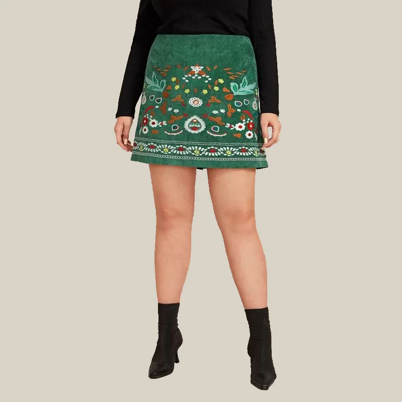 

Large Size women's skirt national style embroidery casual half skirt hip skirt plus Size Women Green Skirt old school fashion 47