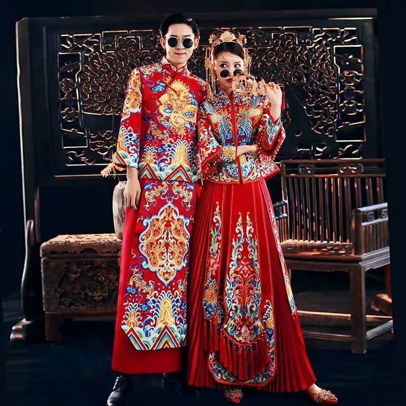 

Старинная королевская свадебная одежда, винтажный женский мужской костюм Чонсам с вышивкой, традиционный китайский свадебный костюм жених...