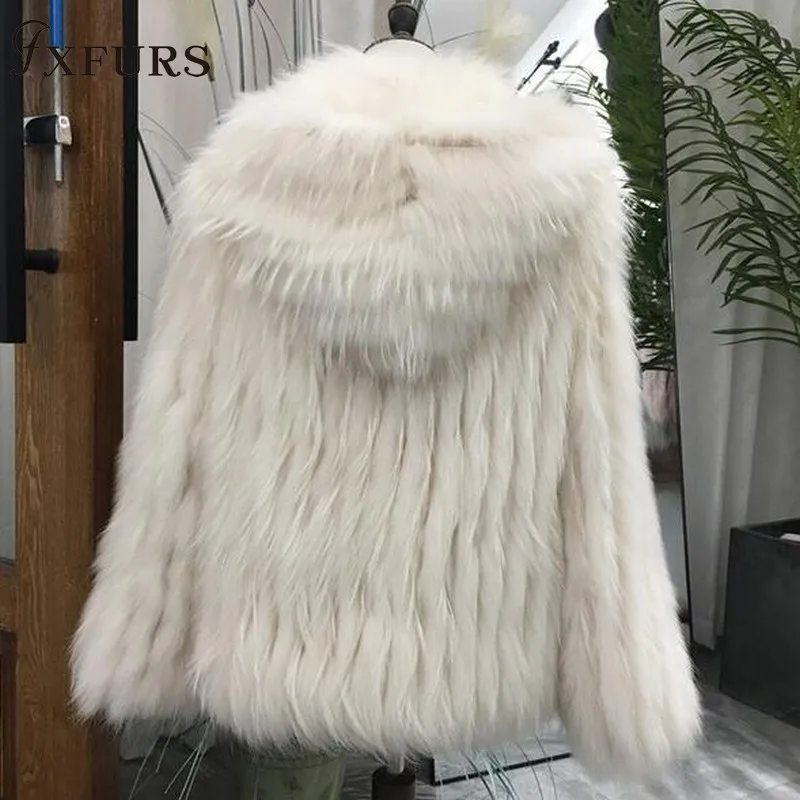 beige white Натуральный мех енота, куртки Для женщин в полоску меховые пальто с капюшон с натуральным мехом модные пушистая лиса мех пальто Короткие комплект одежды для девочки - Цвет: beige white