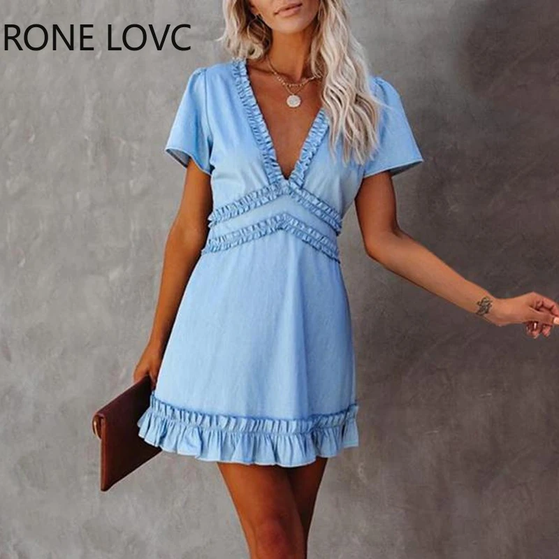 Женское платье с V-образным вырезом оборками и открытой спиной элегантное модное