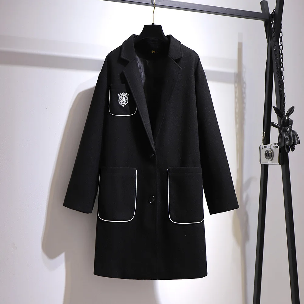 

Coats & Jackets
