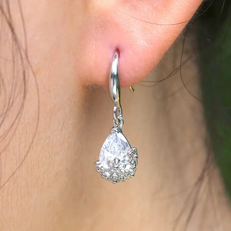 Элегантные серьги в форме капли воды с кубическим цирконием и кристаллами для
