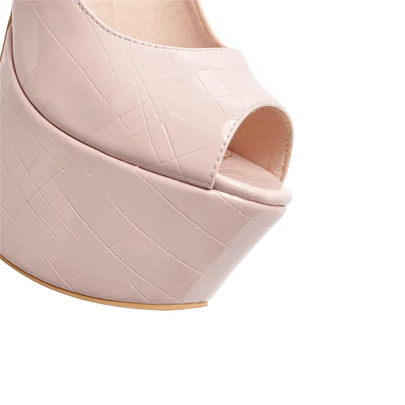 Летние женские туфли лодочки на платформе очень высоком каблуке с открытым