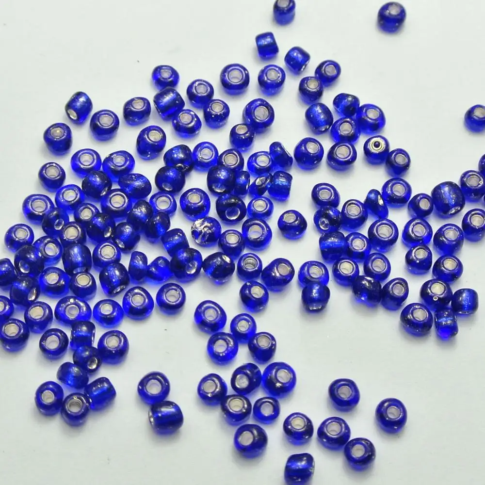 800 г. стеклянные бусины с серебристым покрытием Королевского синего цвета