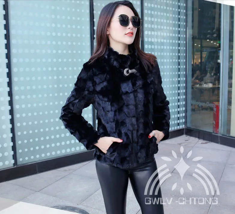 Женская шуба из натурального меха норки черная Шуба с крючком со стразами