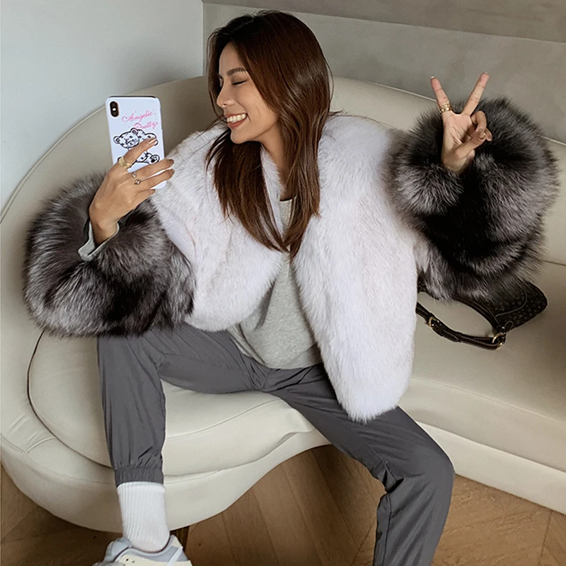 Fashion Women Real Fox Fur Jacket Short Women Outwear High Qualuty Natural Whole Skin Genuine Fur Coat With Silver Fox Fur Cuff