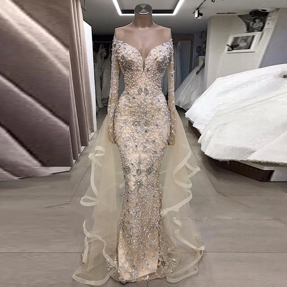 

Dubai Arabic Long Sleeves Wedding Gowns Bead Custom Made Gorgeous Crystals Bridal Dresses Removable Train Tulle robe de mariee