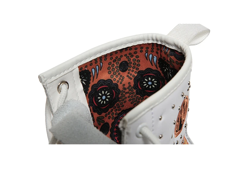 Autumn Winter Skull Rivet Women Ankle Boots White Genuine Leather Woman Boots Round Toe Lace Up Shoes Motorcycle Female Footwear