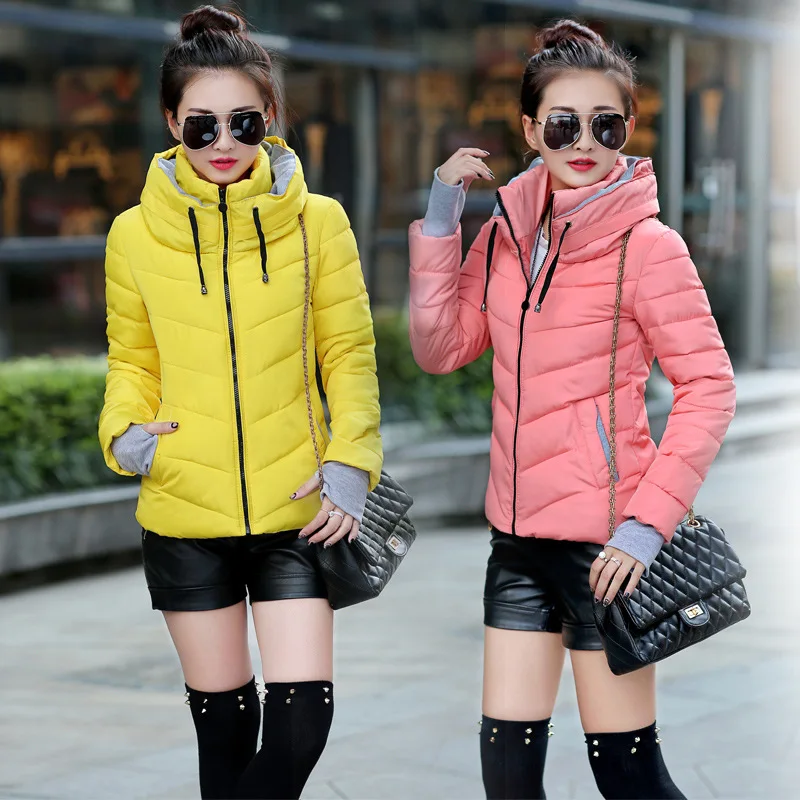 

2021 New Cotton Coat Women's Short Style Thickened Slim Winter Clothes Female Light Feather Velvet Gloves Padded Jackets Hooded