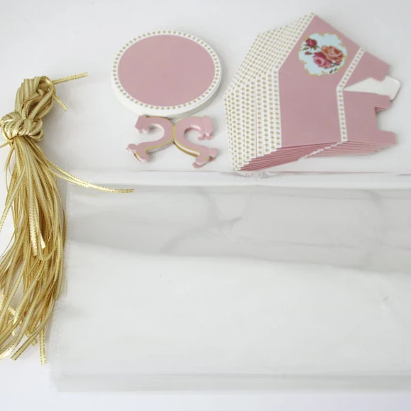 

Creative Bronzing European Style New Tea Cup And Teapot Set Wedding Candy Box Personalized Retro Paper Cup Pastry Box