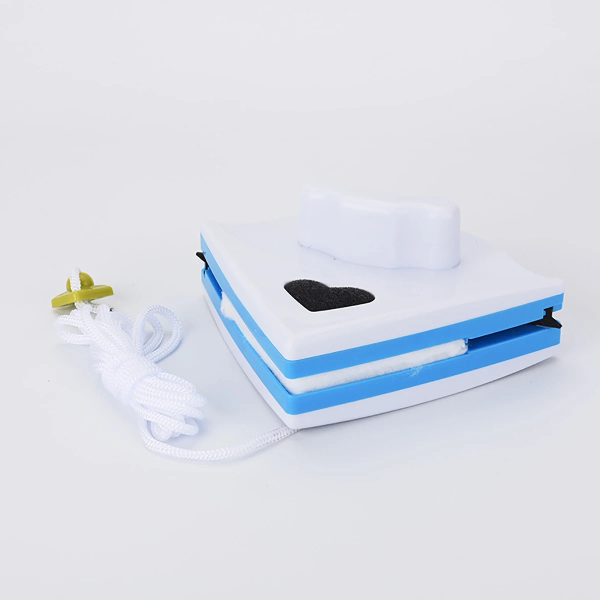

Magnetic Window Cleaning Brush Glass Window Wiper Cleaner Double Side Magnetic Brush Window Glass Brush for Washing