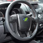 Оплетка рулевого колеса из углеродного волокна и замши для Ford Ranger 2012