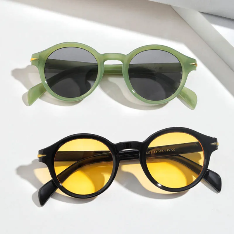 

Солнцезащитные очки в круглой оправе для мужчин и женщин, небольшие модные брендовые дизайнерские солнечные очки в стиле ретро, с защитой о...