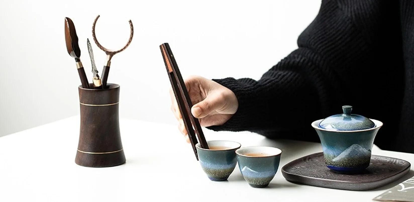 

Ebony Solid Wood Tea Ceremony Kung Fu Tea Set Accessories Teaware Tea Brushes Tea Dial Tea Clip Tea Spoon Tea Tube Tea Cutters