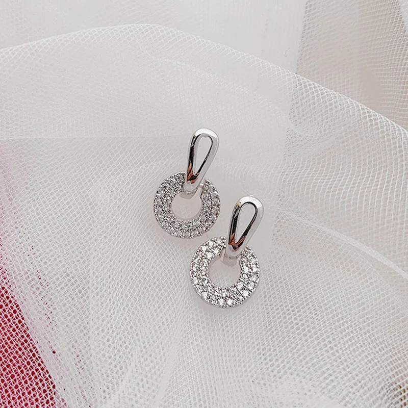 

Simple Temperament Women Earrings Rhinestone Alloy Korean Exquisite All Match Ladies Elegant Earrings Fashion Gift Jewelry