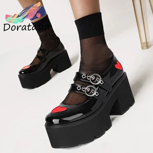 doratasia hot sale girls new brand pumps platform chunky heart print buckle pumps women gothic spring shoes woman free global shipping