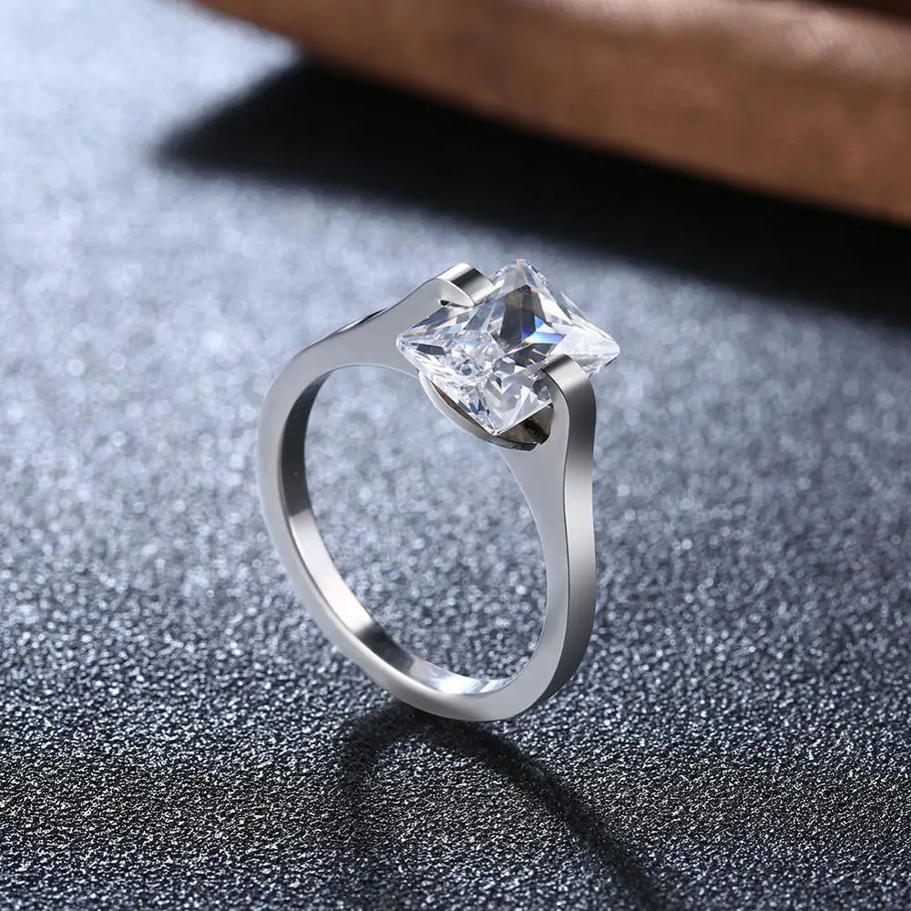 Hemiston модный белый квадратный кристалл Цирконий CZ с огранкой кубический цирконий