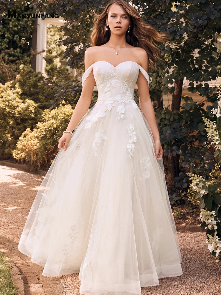 

Custom Made Sweetheart Neck Embroidery Appliques Tulle Chapel Train Bridal Ball Gown Elegant Off the Shoulder Wedding Dress