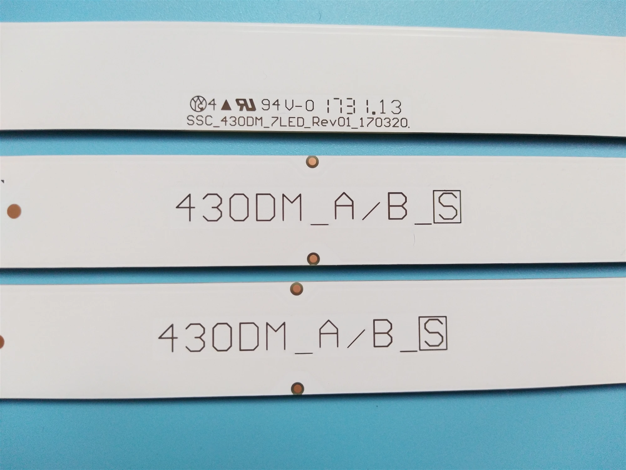 

Светодиодная лента для подсветки LG 43UJ635V 43UK6300PLB 43UJ651V 43UJ634V 43UJ630V 43UJ561V 43UJ655V LC43490059A LC43490058A, 3 светодиодный т.