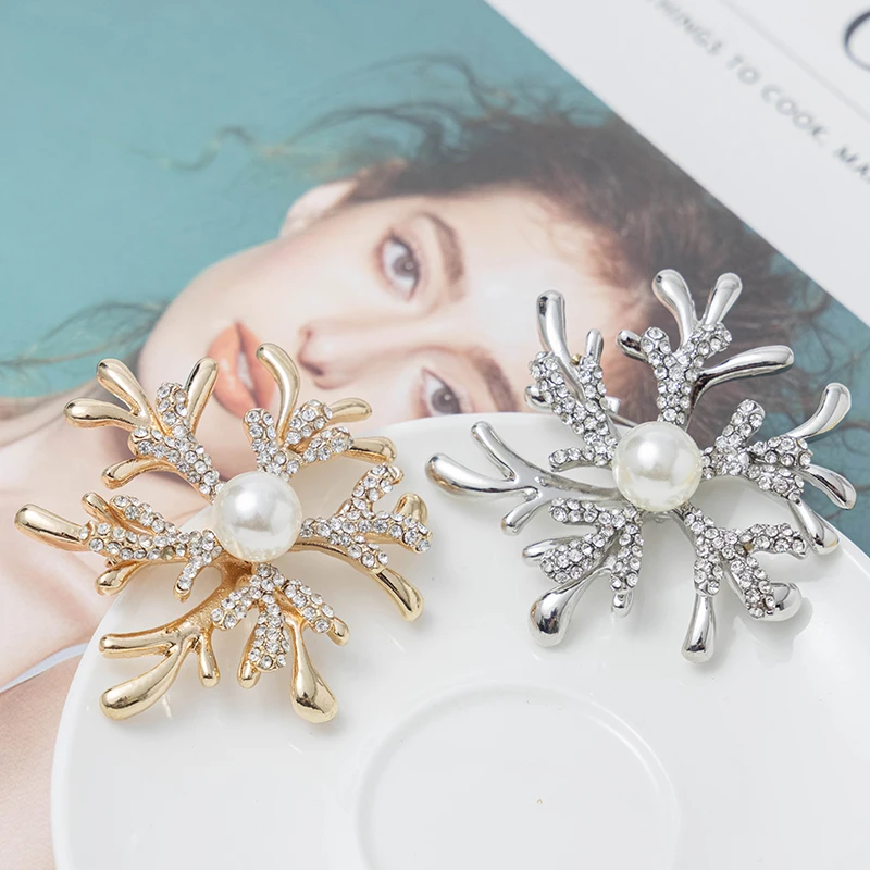 Брошь в виде кораллового оленя стиле унисекс|Броши| |