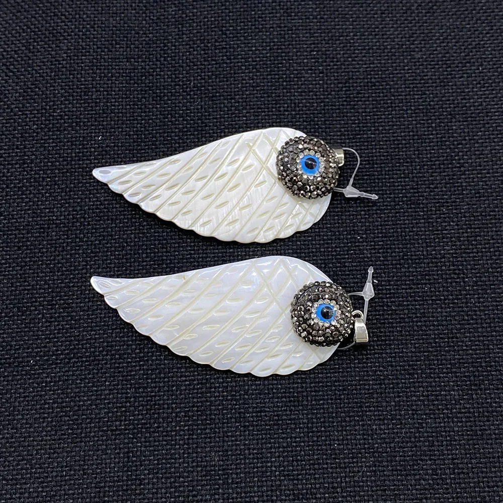 

Exquisite Natural Freshwater Shell Pendant Wing-shaped Mother-of-pearl Pendant Charm Ladies Necklace Bracelet Accessory 35x82mm