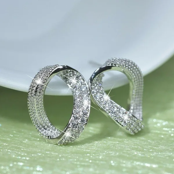 

Cute Female White Round Crystal Earrings Rose Gold Silver Color Stud Earrings For Women Vintage Bridal Wedding Earrings