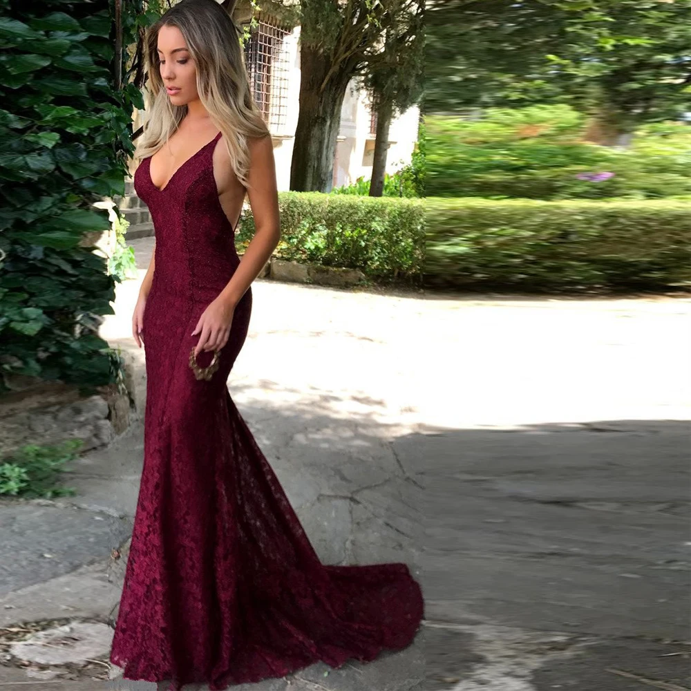 

Женское вечернее платье с юбкой-годе It's yiiya, Красное Кружевное плиссированное платье на тонких бретельках с V-образным вырезом и открытой сп...