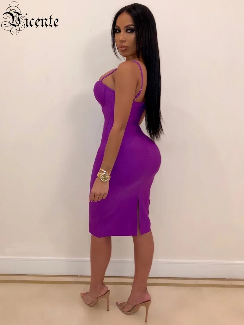 Женское платье на бретелях-спагетти до колена | Женская одежда