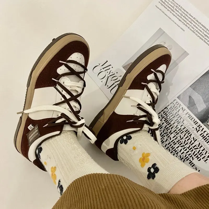 

wohdhe Retro Women Vulcanized Shoes Zapatos De Cross-tied Women Sneakers Platform 2021 Ladies Sneakers Flat Round Toe Footwear