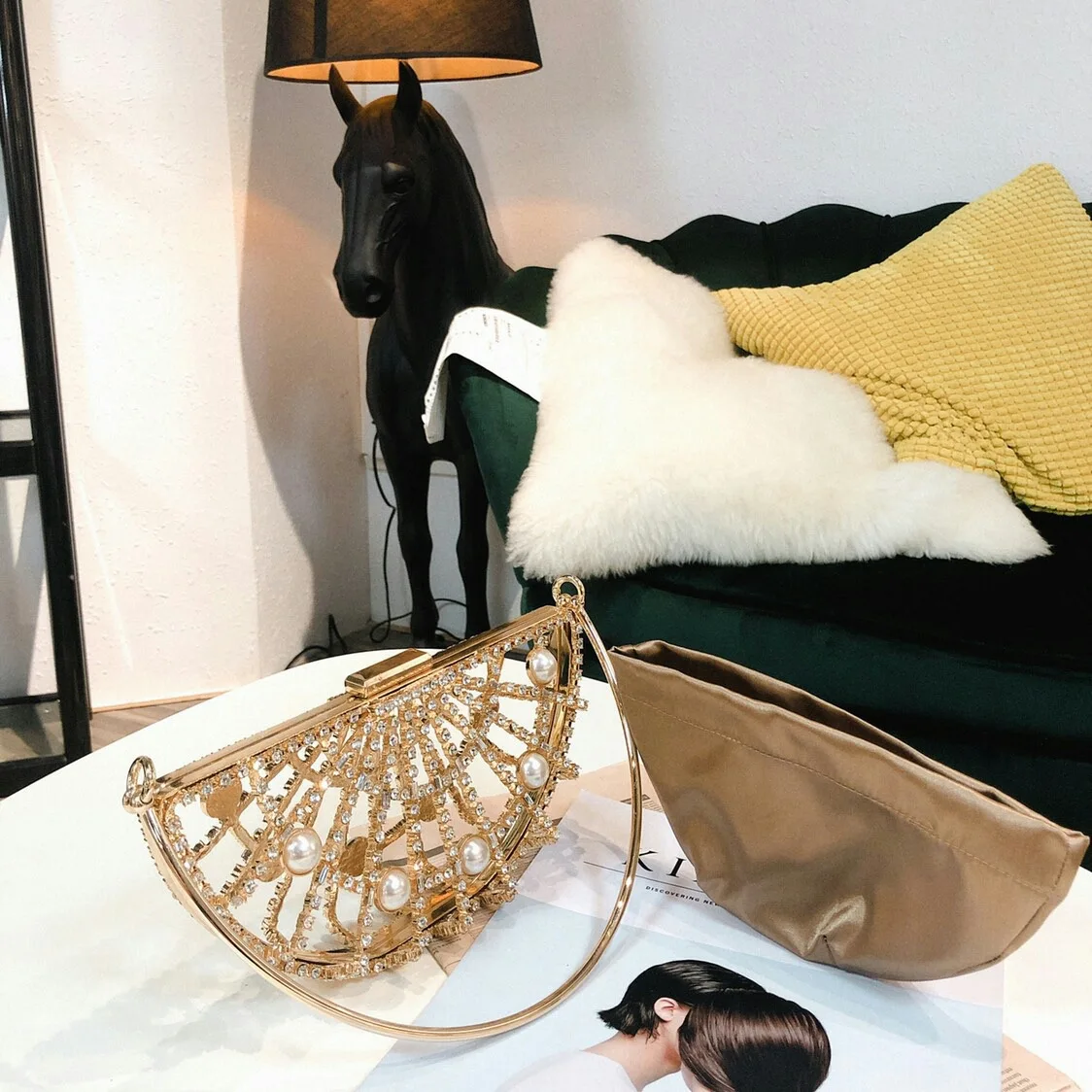 Лето 2019 новинка Корейская ажурная сумка с жемчужинами стразы полукруглая