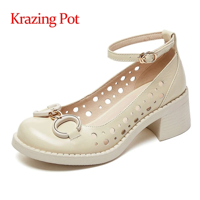 

Женские винтажные сандалии lenkisen, из натуральной кожи, на высоком каблуке, с круглым носком и металлическим ремешком, с вырезами, повседневна...