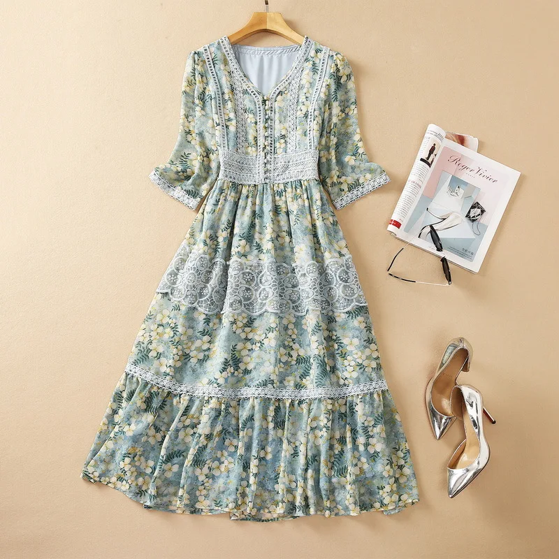 

European and American women's autumn 2021 new Five-minute sleeves with a V-neck Fashion lace splicing print pleated dress