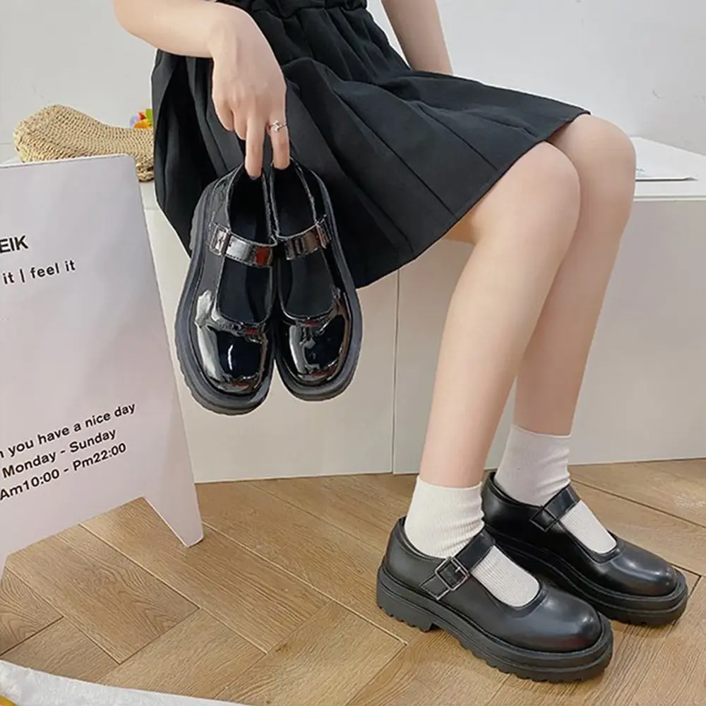 Женские туфли на высоком каблуке черные лодочки из лакированной кожи платформе